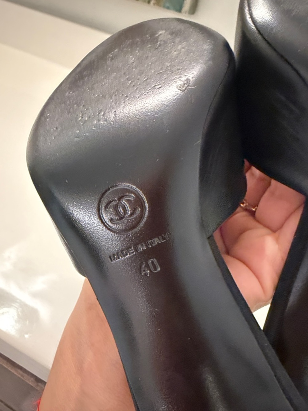 CHANEL Interlocking CC logo Black Leather Pointed-Toe Pearl-Accent Mule Heels - Picture 7 of 12